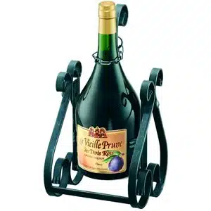 La Vieille Prune des Trois Rois mit Eisenkippgestell 40% Vol. 150 cl