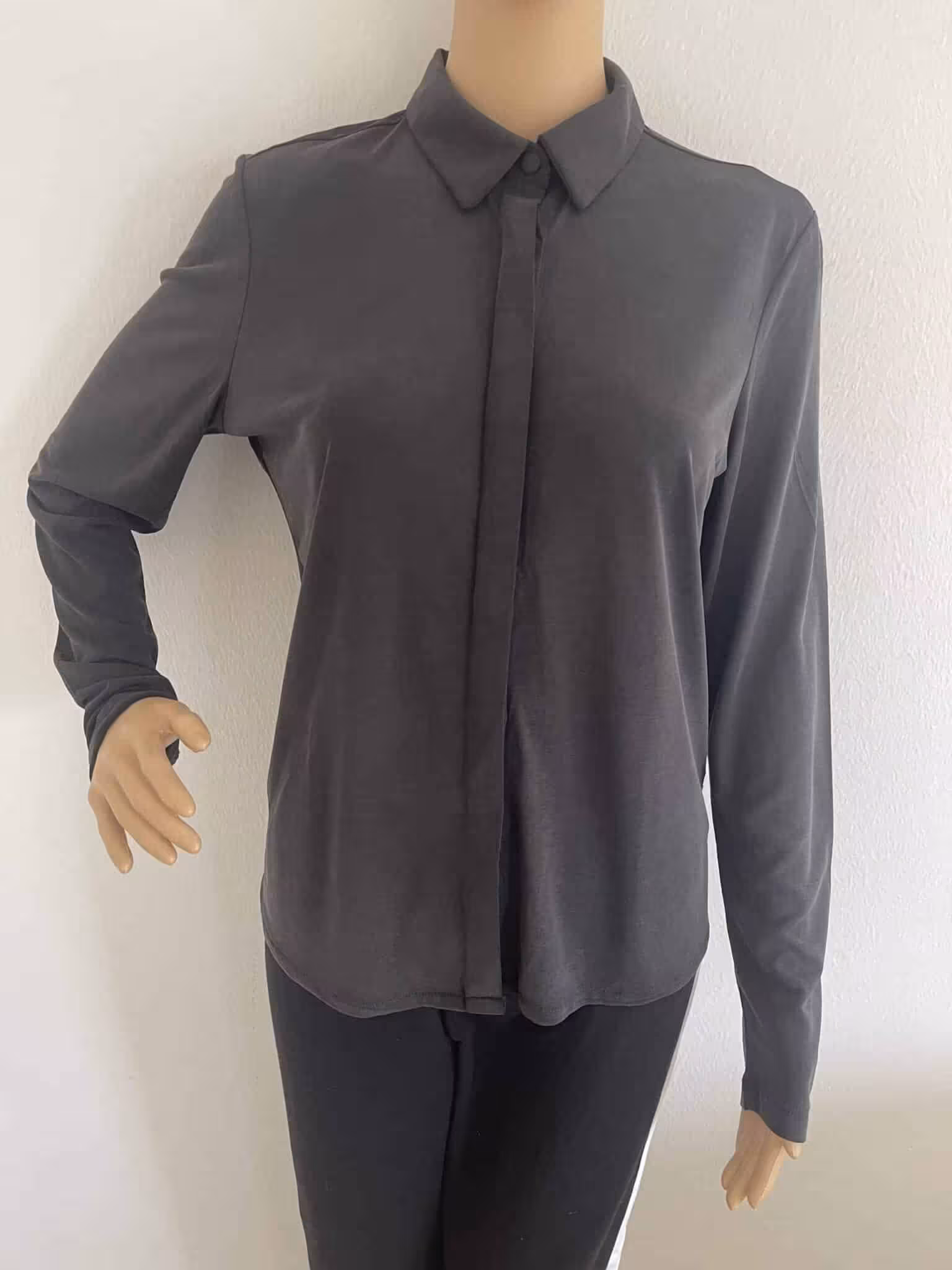 Herrlicher Bluse Viktoria Slim, in Anthrazit, Gr. S – Bild 2