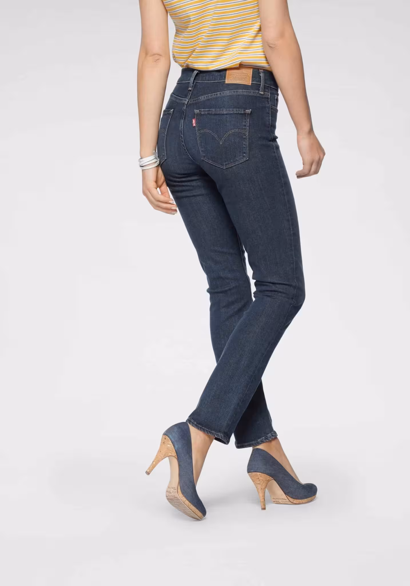 Levi's Röhrenjeans 312 Shaping Slim, in Dark Blue Used, W28xL30 – Bild 4