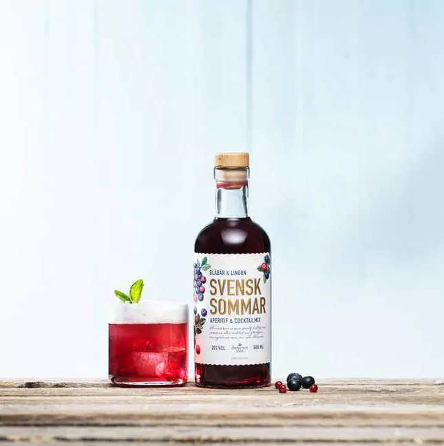 Saturnus Svensk Sommar Blaubeere & Preiselbeere 20% vol.