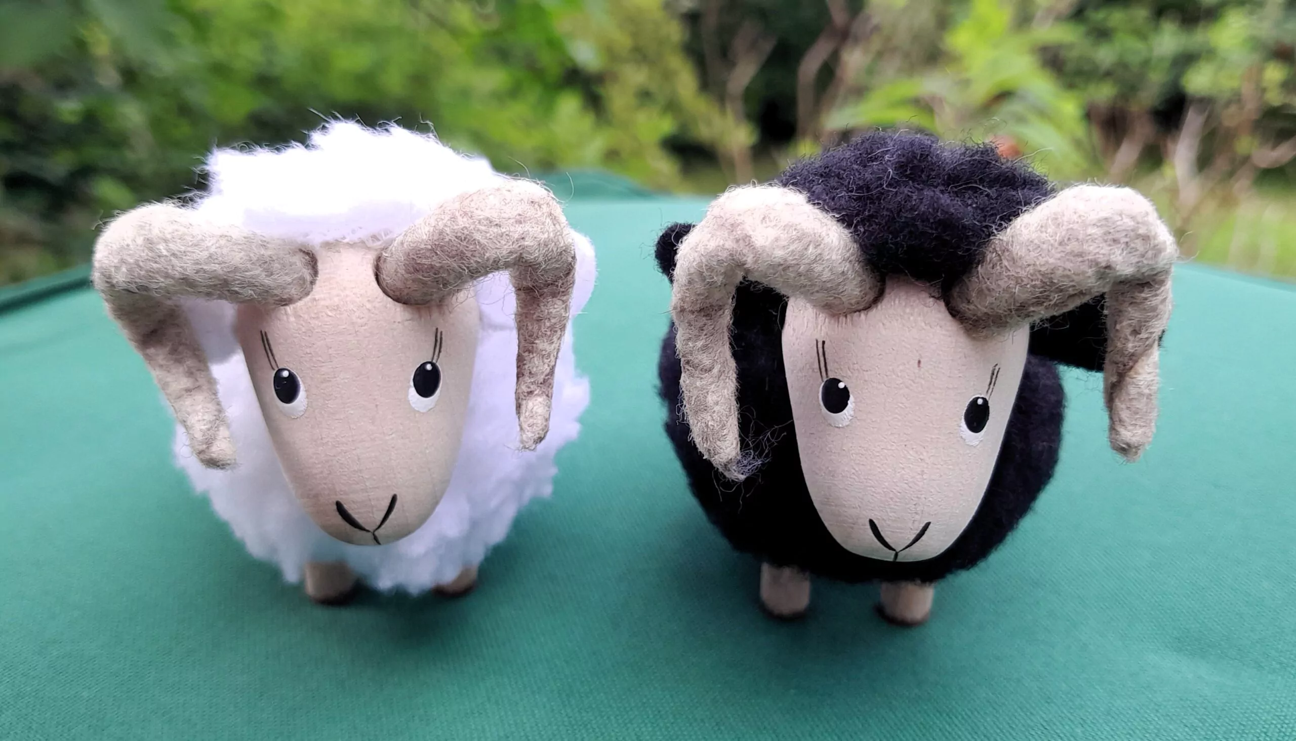 Schafböckchen, handgefertigt – Bild 5